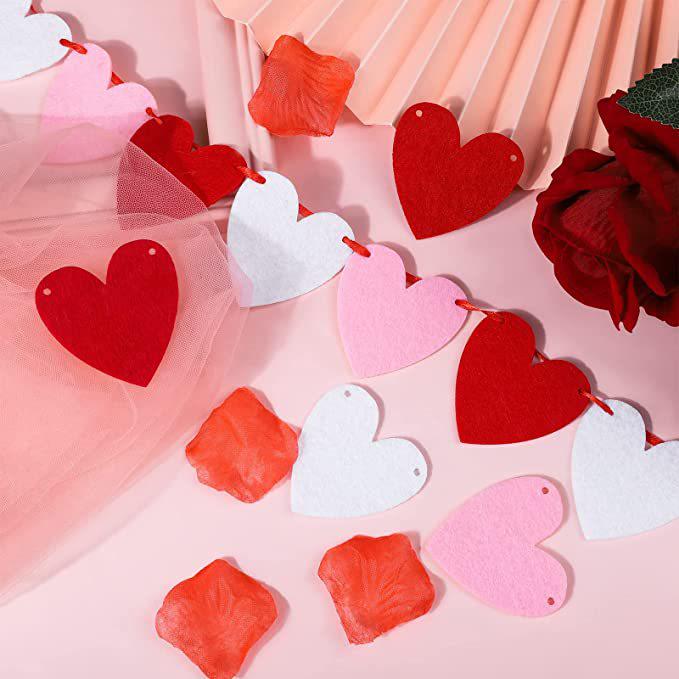 Felt Christmas Heart Garland: Romantic Peach Heart Banner for Party Decoration