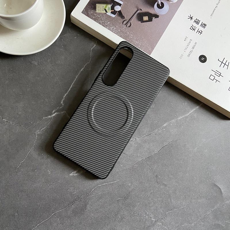 Applicable to Sony Xperia 1VI mobile phone case anti-drop 11VI simple skin feeling 1IV carbon fiber pattern magnetic protective case