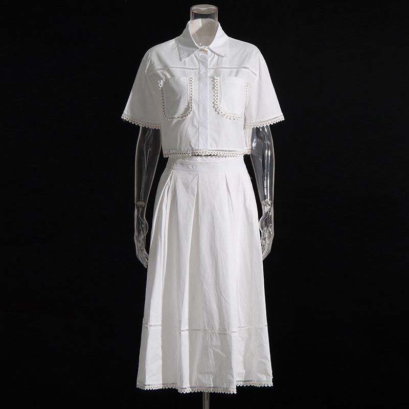 

Женская весенне-летняя рубашка с короткими рукавами с лацканами + юбка средней длины средней длины с высокой талией, женский костюм-двойка с кружевной вышивкой S белый