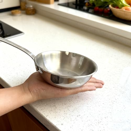 IMEEA Mini Frying Pan, Perfect for Lunchboxes, Breakfast, and Fried Eggs, Lightweight, 12cm, Triple-Layer Construction, with Spout, Stainless Steel, I