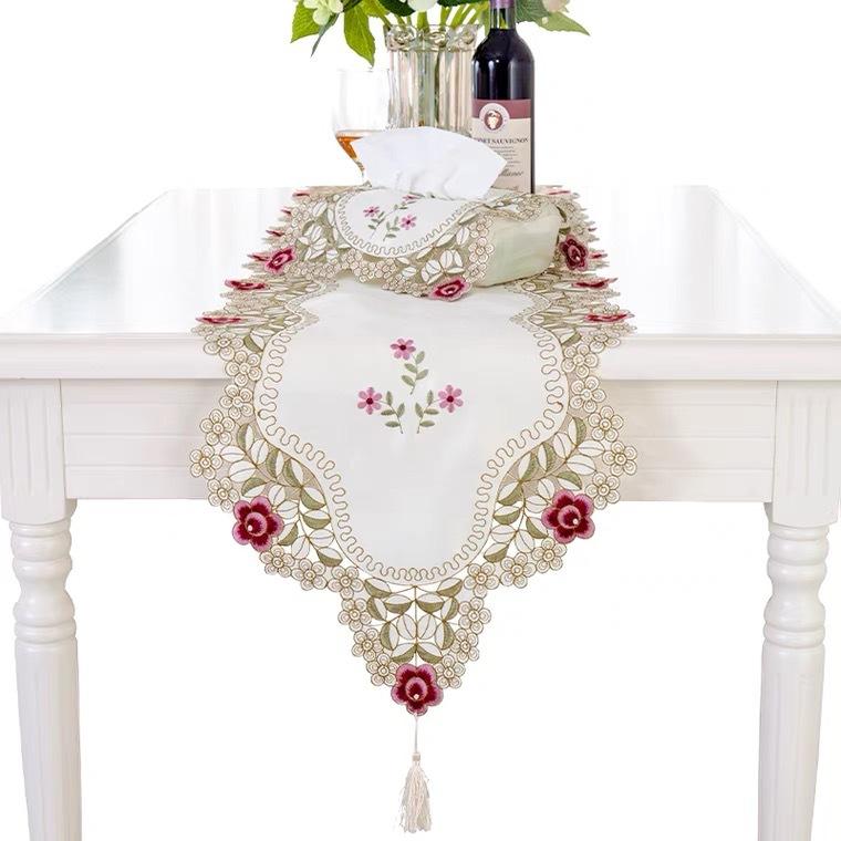 Pastoral Embroidered Table Flag Spring Flower Polyester Hollow Strip Fabric Home Coffee Table Tablecloth Table Flag
