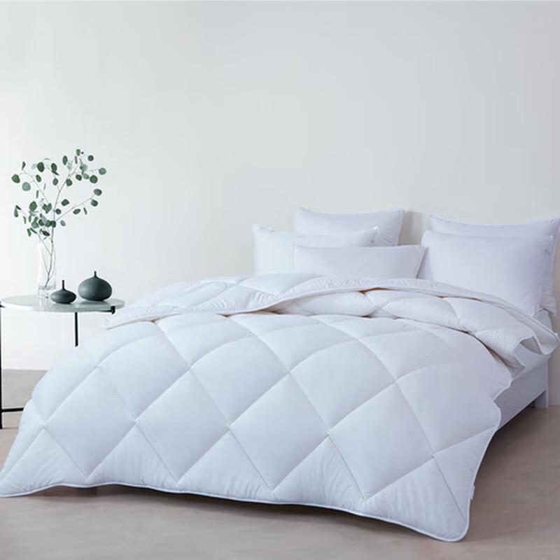 Mengjie Cloud Four Seasons Antibacterial Duvet
