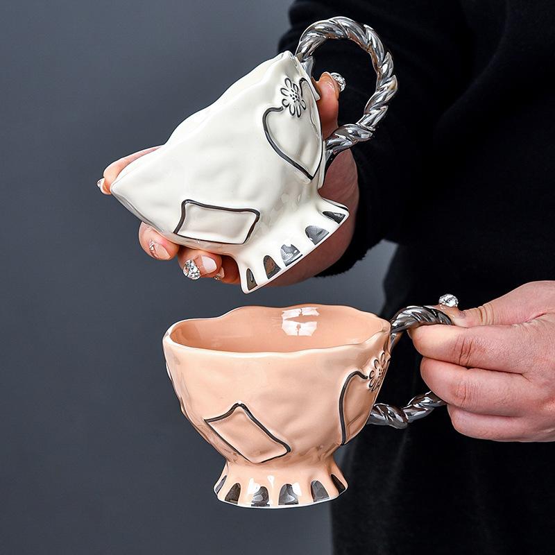 Leichter Luxus Britische Nachmittagstasse Keramik Europäische Kaffeetasse Hochwertige Exquisite Tasse Frühstückstasse Hohes Aussehen Hohe Temperaturbeständigkeit