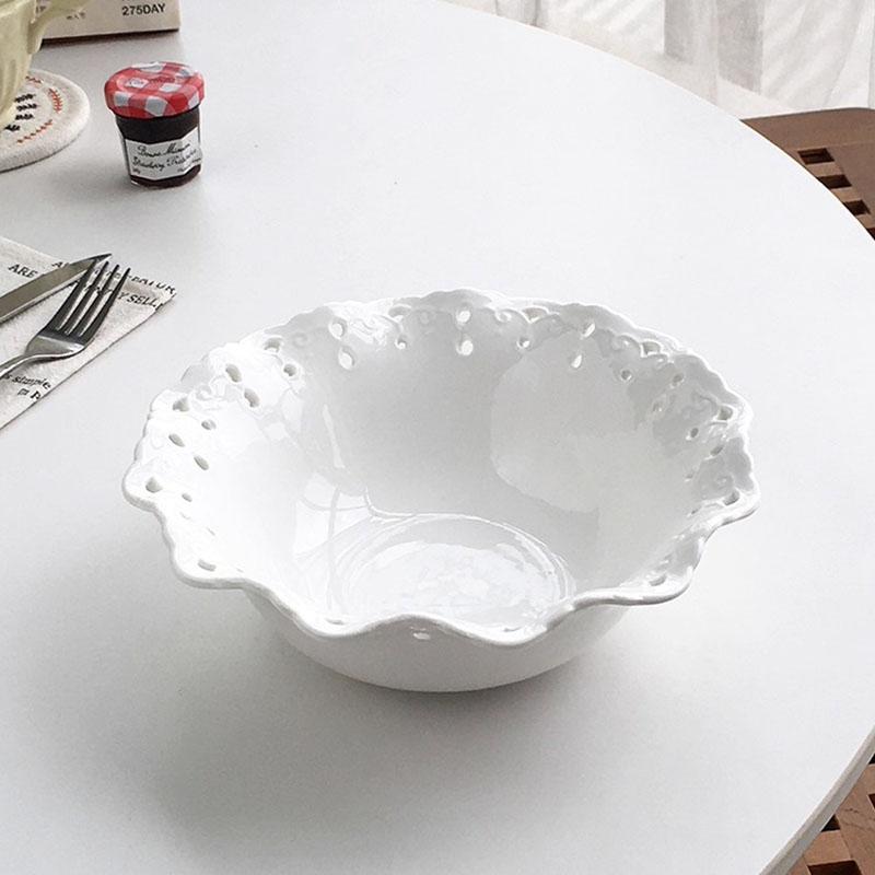 

Hollow Out Ceramic Plates French Style Relief New Household 8 Inch Exquisite Dessert Dish High Aesthetic Kitchen Tableware 8 inches білий