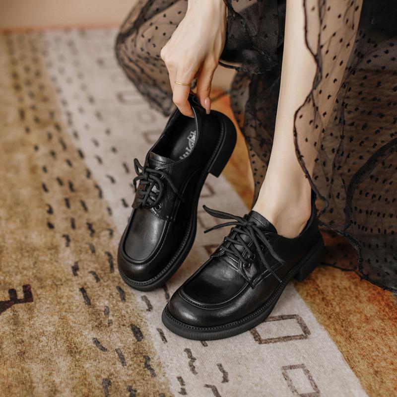 Modne damskie buty brogues Damskie buty Oxford na platformie Baleriny Styl brytyjski Vintage Wycięcia Płaskie Casual Damskie buty Buty Oxford Retro