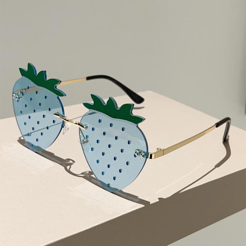 

KAMMPT Strawberry Shaped Sunglasses Fashion Cute Multi-color Beach Vacation Shades Women Trendy Stylish Design Rave Sun Glasses golden светло-синий