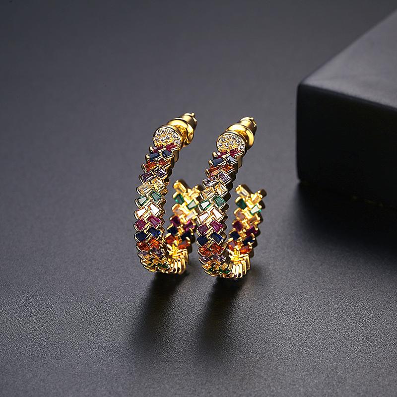 LUOTEEMI 2026  Large Gold Hoop Earrings Women Fashion European Trendy Rainbow Earring