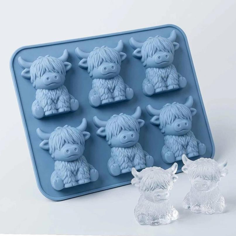 Silicone 3D Highland Cow Ice Cube Tray Easy To Demold Highland Cattle Casting Moulds for Handmade Wax Soap Craft Home Decor