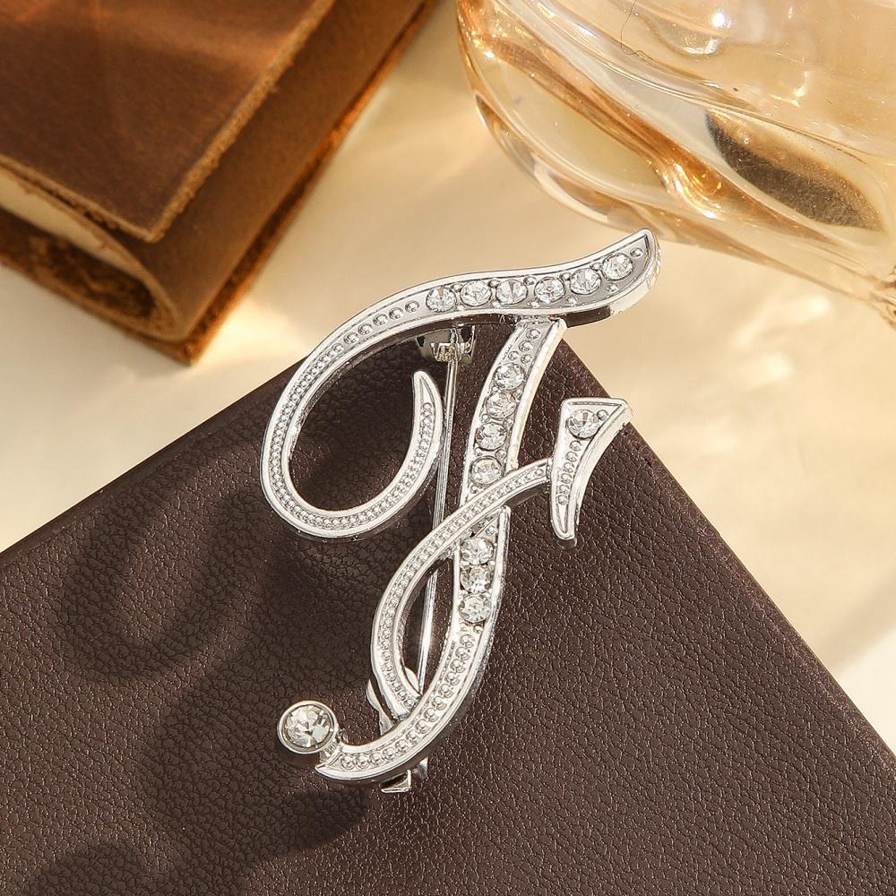 Spilla di Diamanti con 26 Lettere Inglesi Spilla Corsage in Metallo con Strass da Donna per Abbigliamento Zaino Sciarpa e Accessori Spille