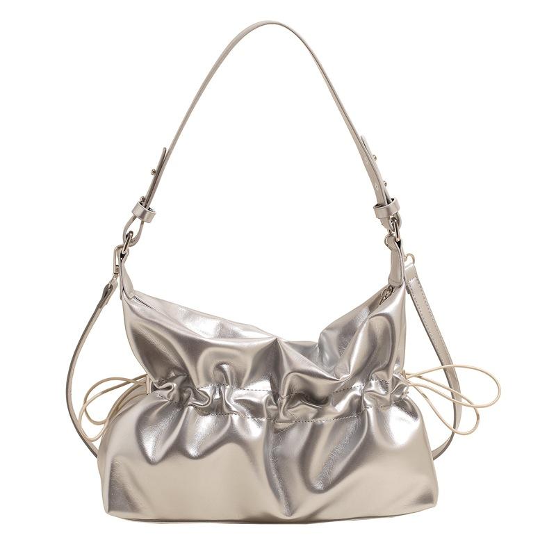 Leichter Luxus Nischen Tasche Damen Neue gefaltete Achselhöhle Wolken Tasche Vielseitige Schulter Crossbody Beutel Tasche