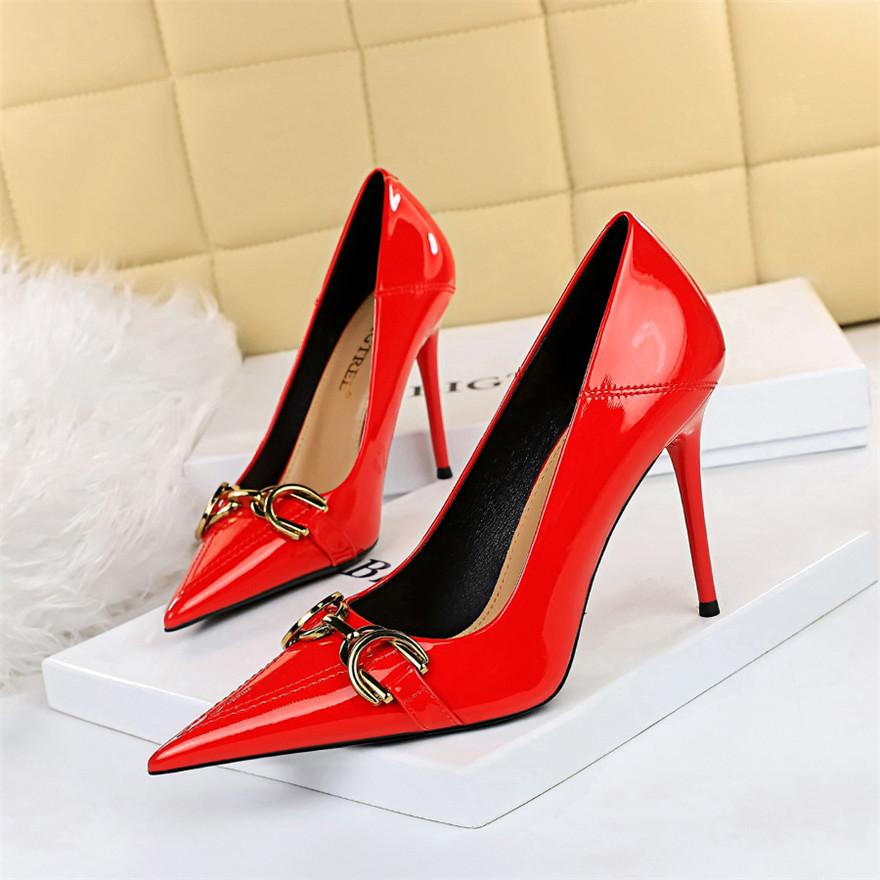 Red White Metal Buckle Wedding Shoes Women New Patent Leather Shallow High Heels Pumps Fashion Pointy Toe Party Shoes Woman
