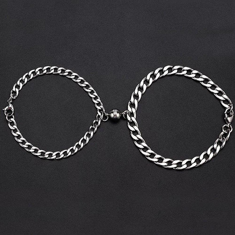 

Couple Magnetic Buckle Bracelet Design Creative Chain Style Valentine Day Magnet Attraction Bracelet Couple Bracelet