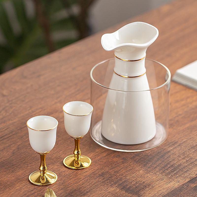 Chinese White Ceramic Wine Glass Set Wine Warmer Shot Glass Hip Flasks White Wine Glass Goblet Wine Dispenser Wine Set Gift Box