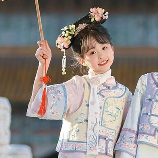 Ханьфу для девочек Gege Осенний костюм Тан: Вышитое китайское платье ципао 2025 года 110