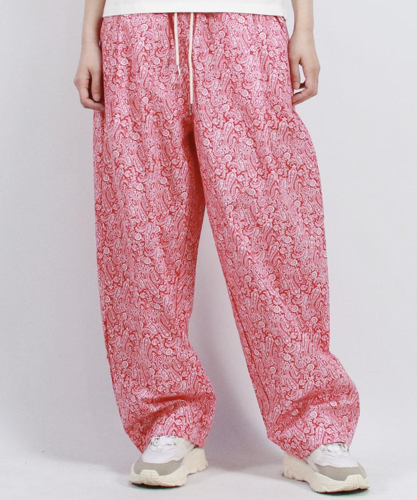 Deumakeu Paisley Side One Tuck Curved Wide Pants Red
