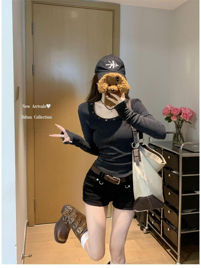 Korean Style Slim Fit Round Neck Rivet Long Sleeve Top for Women - Spring Solid Color