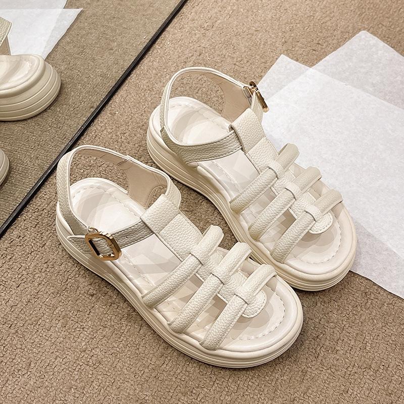 

Small height-increasing platform sandals summer wear 22 years of new fairy style casual beautiful beach shoes 35