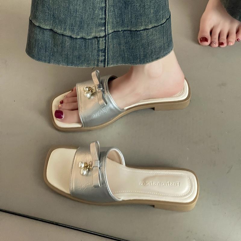 French retro square head one-word wedged slippers women wear open-toed cool slippers in summer commuting casual thick-heeled sandals