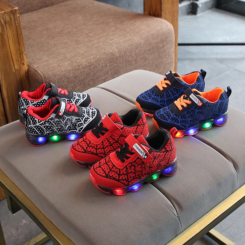 Scarpe Sportive in Rete LED per Bambini - Ragazzi e Ragazze, Età 1-9 Anni, Stile Coreano Primavera/Autunno 2023