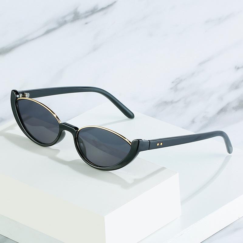 2021 Cat-Eye Sunglasses: Trendy European & American Small Frame, Simple Avant-Garde Street Style for Women