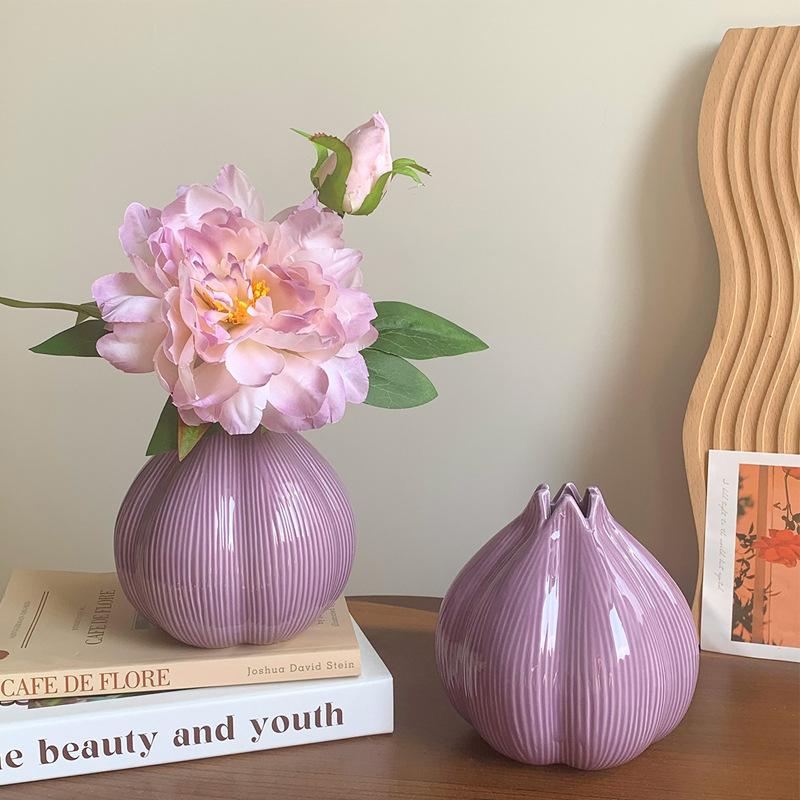 Modern Minimalist Onion Ceramic Vase Creative Home Decor for Flowers Hydroponic Desktop