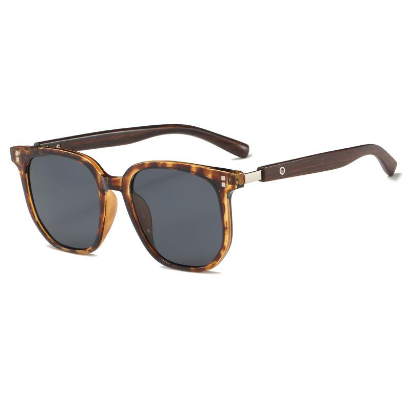 Retro Sunglasses Fashion Square Glasses Vintage Sunglasses Women Wood Eyewear EMA