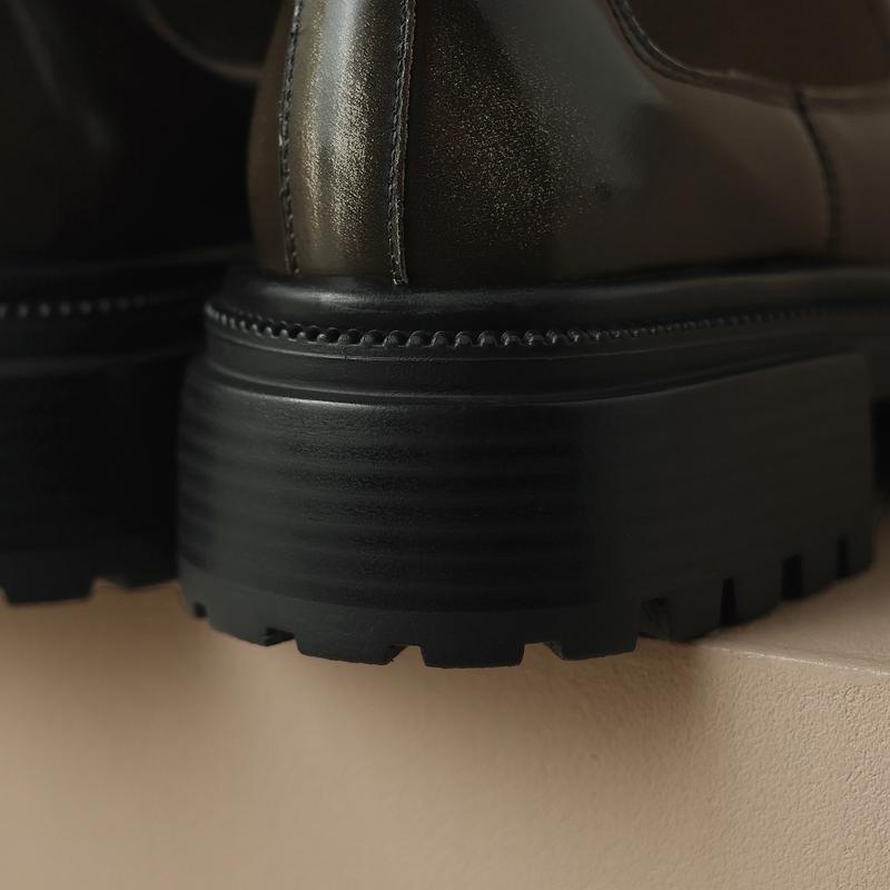 Fashion Women's New Autumn/Winter Round Head Genuine Leather Cowhide Elastic Mid Heel Thick Bottom Large Leg Chelsea Short Boots