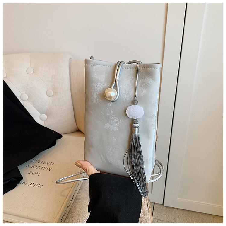 

Однотонная новая маленькая свежая монетница, через плечо, кроссбоди, маленькая сумка для мобильного телефона для женщины серебряный