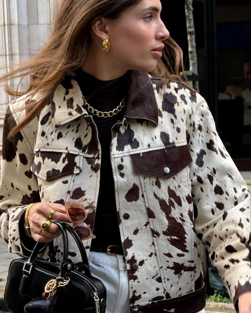 Evropský a americký styl dámský krátký kabát s klopou a nepravidelným vzorem