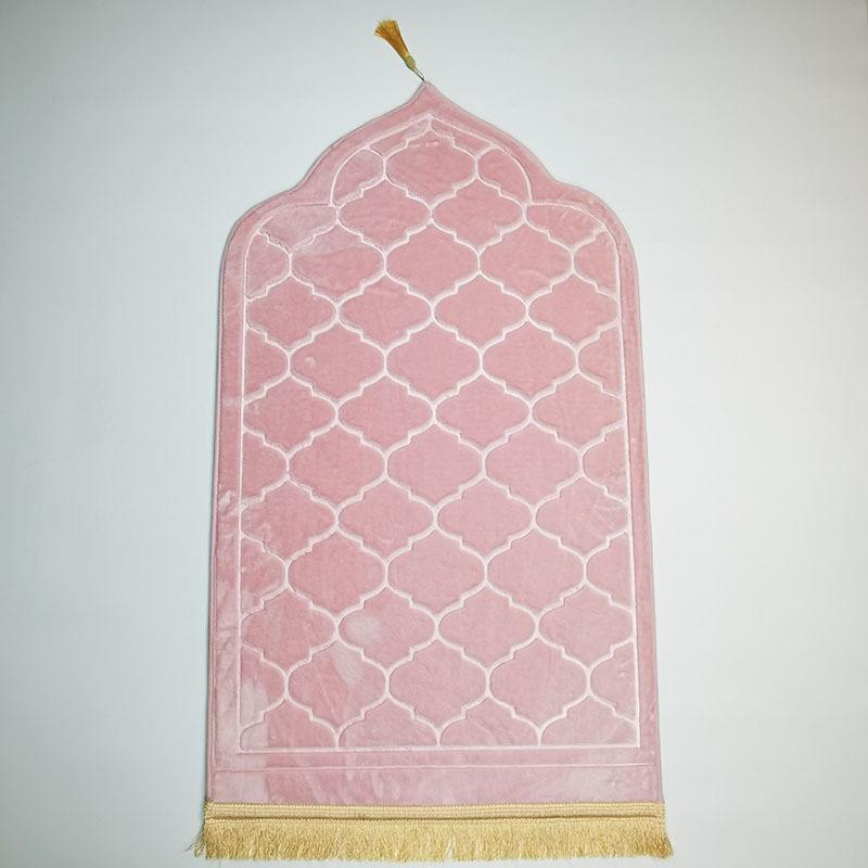 Irregular Embossed Raschel Prayer Mat with Short Pile