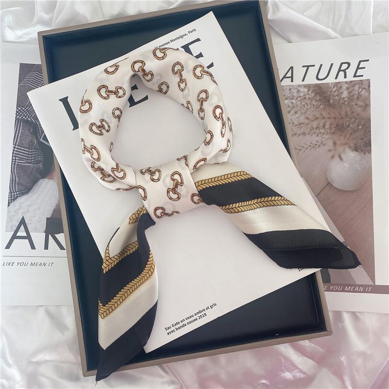 Luxury Desig Cashew Print Square Scarf Women’s Summer Breathable Silk Bandanna Luxury Female Neckerchief Fashion Hijab Gift 70cm