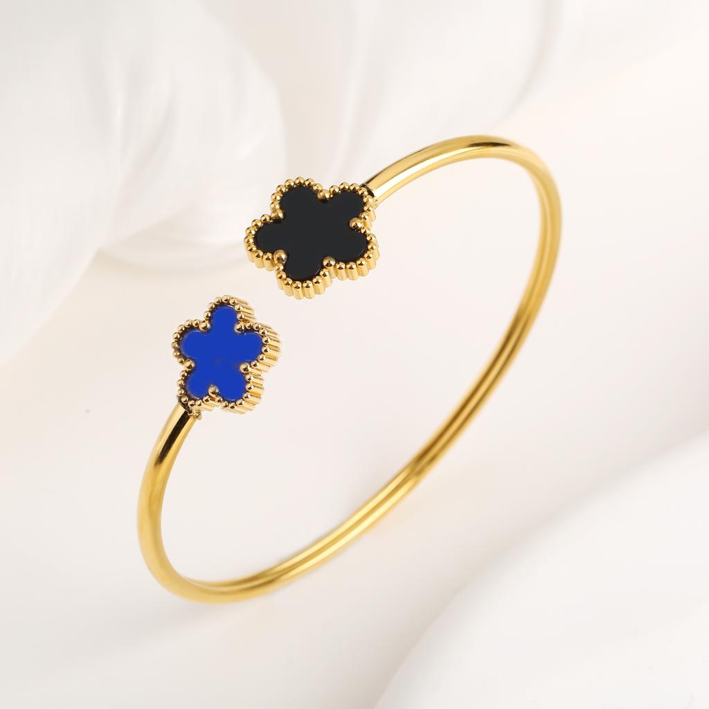 Gold-Plated Stainless Steel Five-Leaf Flower Open Bangle Luxury For Woman Girl Party Lucky Jewelry Accessories Daily Wear Clover