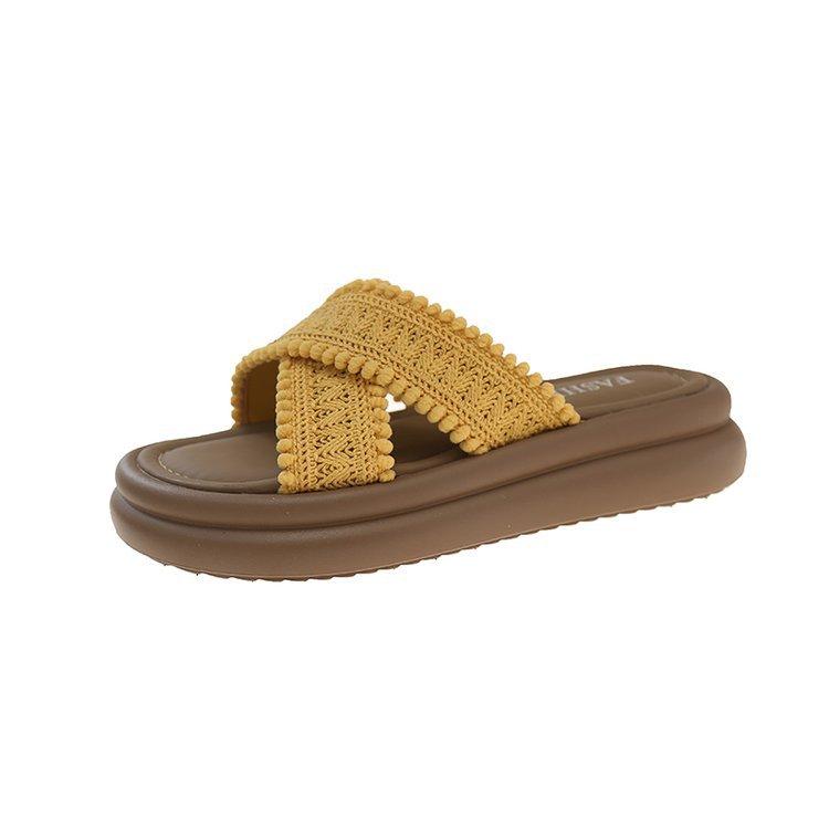 Fashion Shoes Summer Clogs Woman Ladies' Slippers Platform Luxury Slides Pantofle Low Beach Designer 2025 Soft Hoof Heels Rubber Cotton