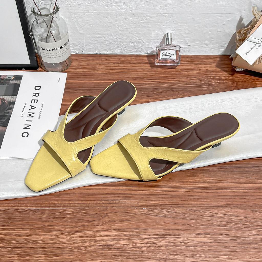 Hochhackige Sandalen Damen 2025 neue Modelle sind nicht fußmüde Französisch leichter Luxus coole Hausschuhe Damen tragen hochwertig Koreanische Hausschuhe Damen