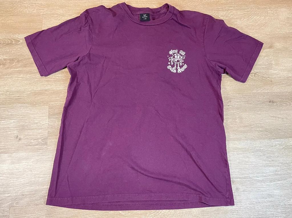 UnisexS TBar X Cotton On Sz L Give Me Some Space Burgundy Short Sleeve TShirt