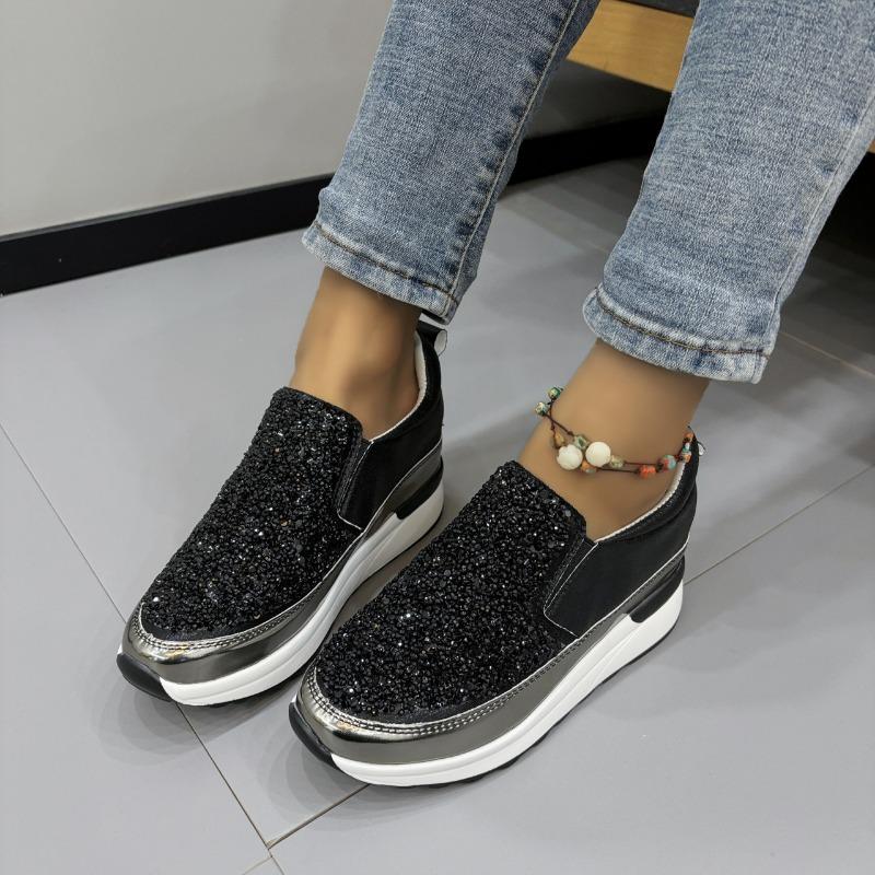 

New women s single shoes versatile pointed inner height increase black glossy women s shoes 43 чёрный