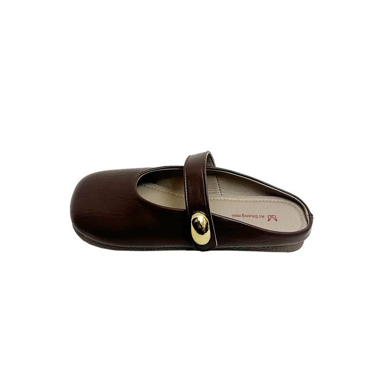 Lightweight and versatile Korean version, one-pedal bag head slippers, women's summer flat bottom slippers, comfortable to step on shit, metal buckl