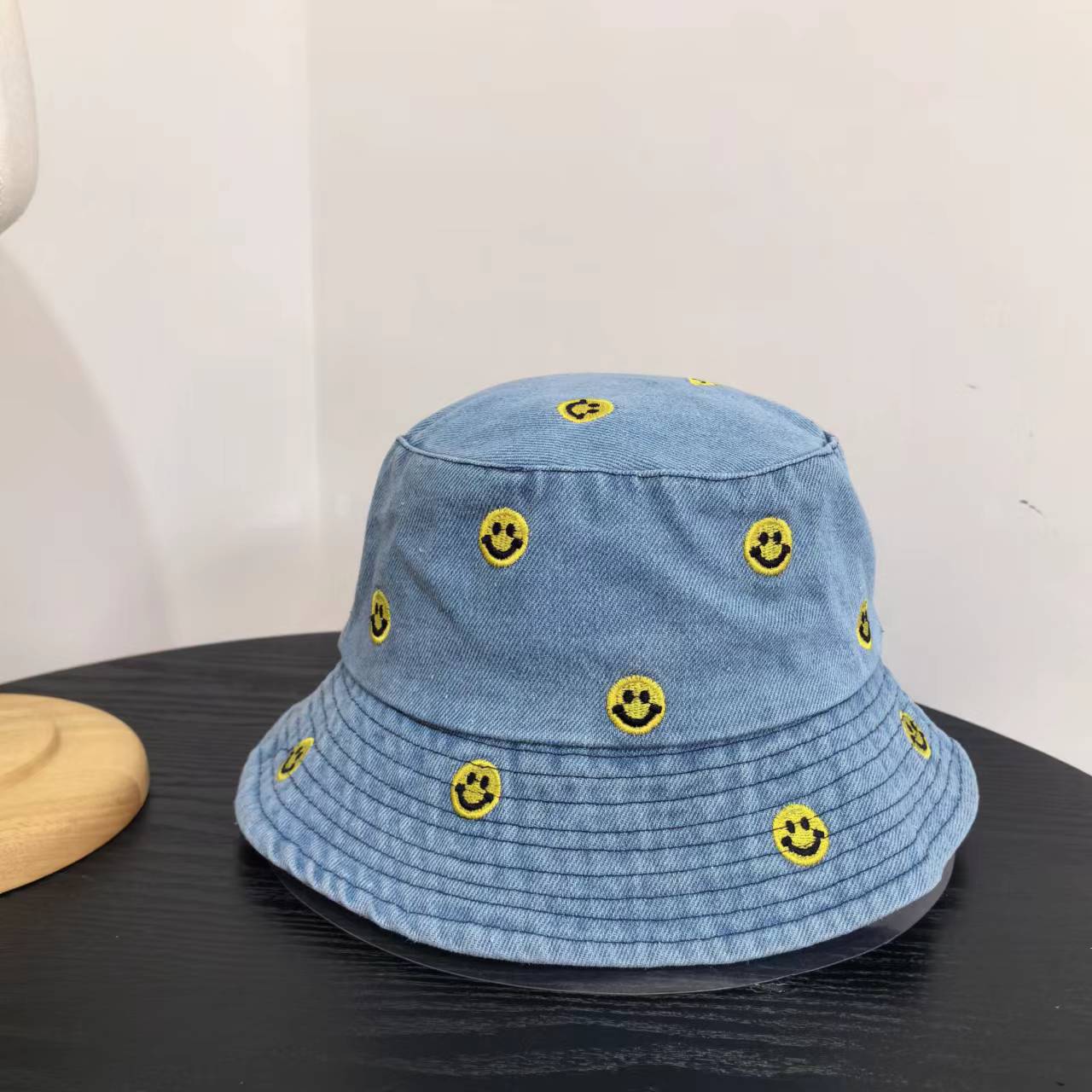 

Смайлик милый маленький свежий студент универсальный солнцезащитный козырек солнцезащитная шляпа весна лето джинсовая синяя панама женская M（56-58cm） светло-синий