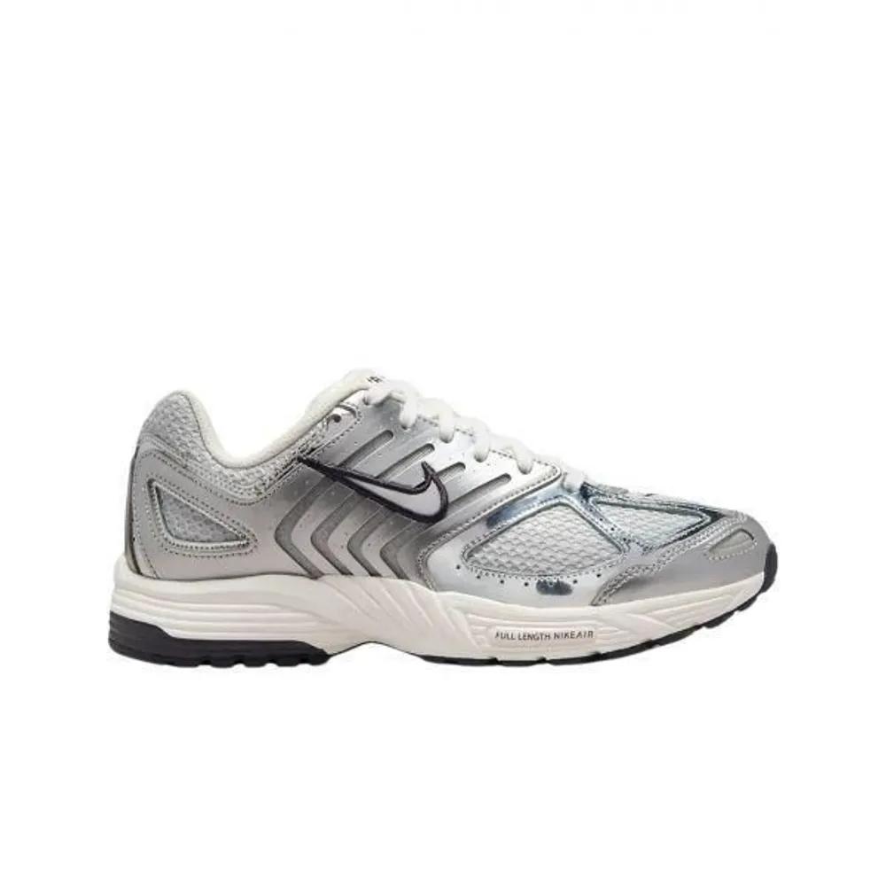 (W) Air Pegasus 2K5 Photon Dust Chrome