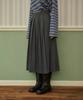 PANDORAFIT Zunny Modern Pleats Long Skirt