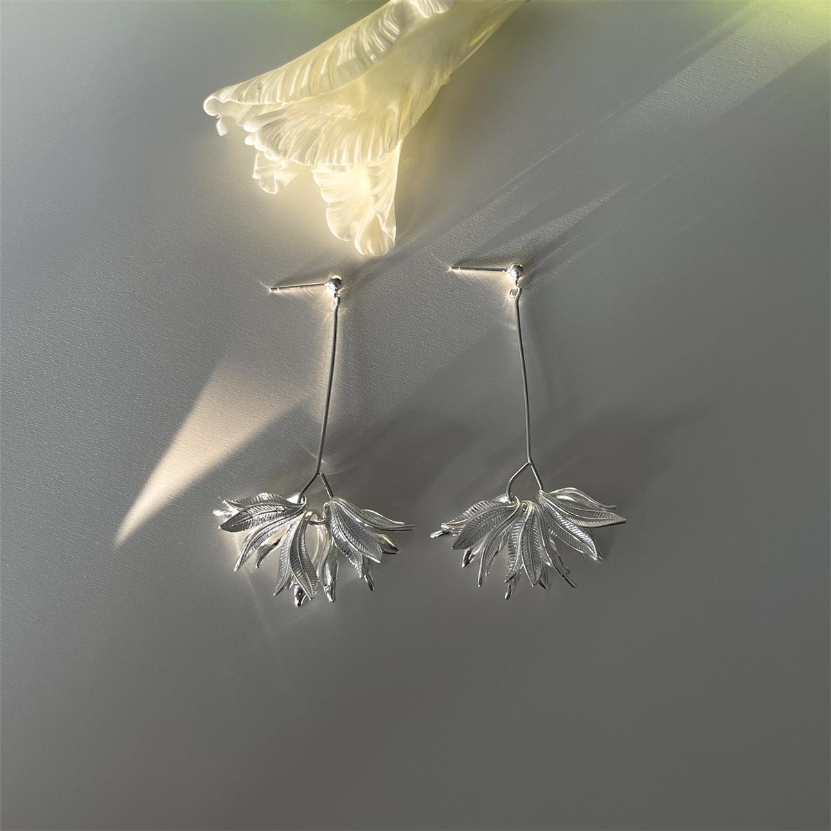 

Серьги-листья, женские серьги-гвоздики Mori ins, длинные серьги-иглы из серебра 925 пробы, модные и высококачественные серьги-гвоздики, новые модели. 925 silver needles