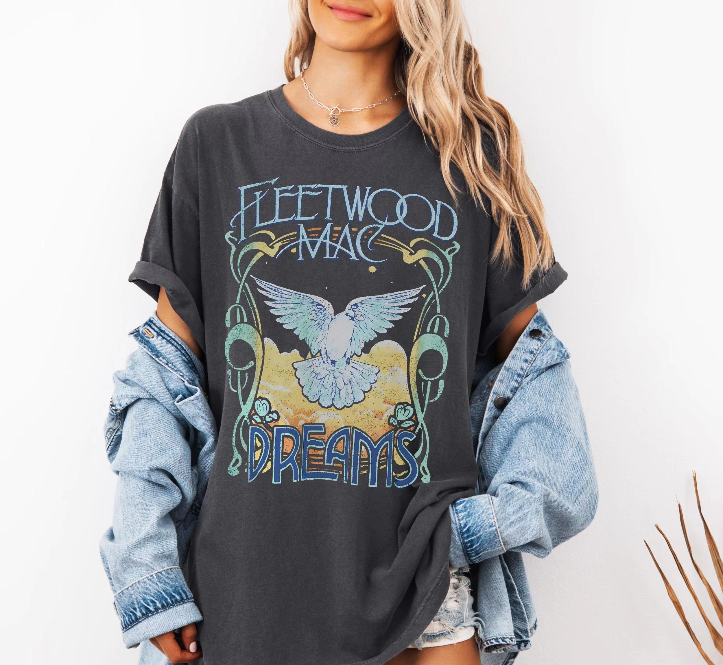 Fleetwood Mac Graphic Tshirt Music Tee Rock Band Shirt Retro Music Tee Rock Music Lover Tshirt Vintage Band Shirts Shirt S