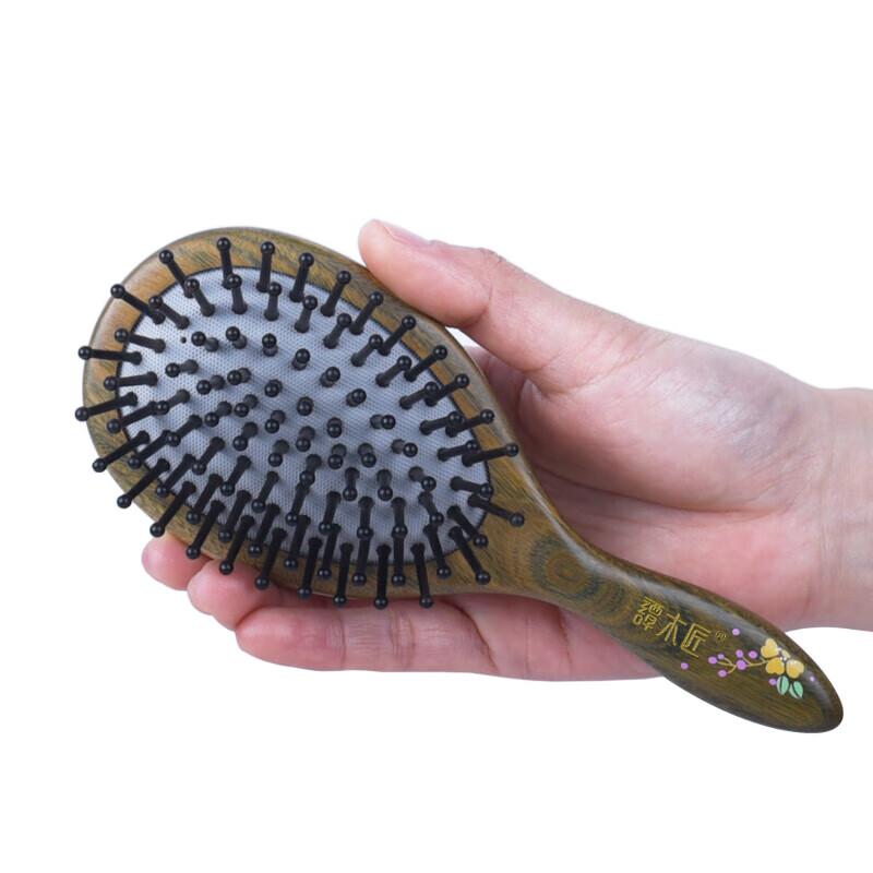 Tan Mujiang Sandalwood Airbag Massage Comb Gift Set