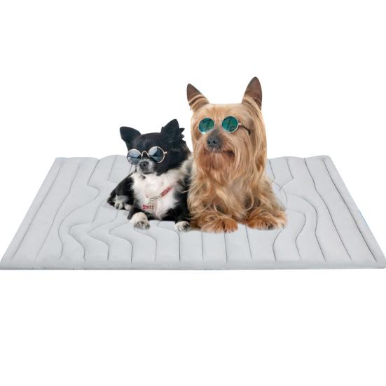 Dog Cooling Mat Summer Self Cooling Pet Sleeping Pad for Dogs Cats Washable Non-Slip Cool Blanket for Indoor Outdoor Use
