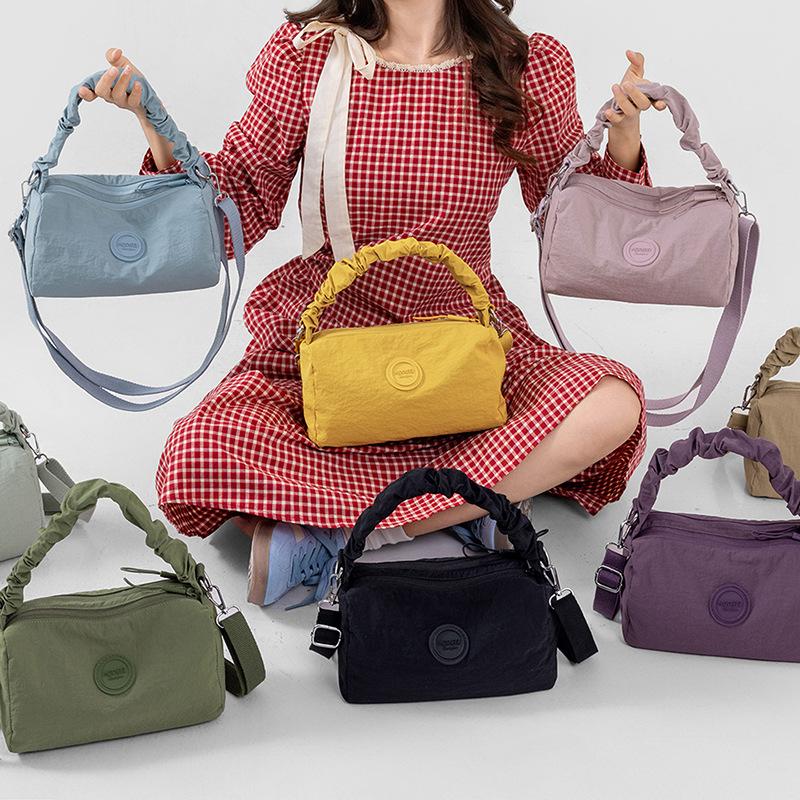 Women's Solid Shoulder Bag Lightweight Multi-compartment Nylon Bag