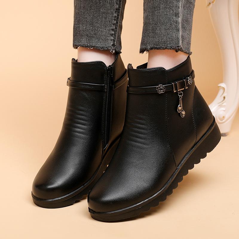 Microfiber leather mother cotton shoes winter velvet warm middle-aged and elderly women flat boots non-slip side zipper for the elderly