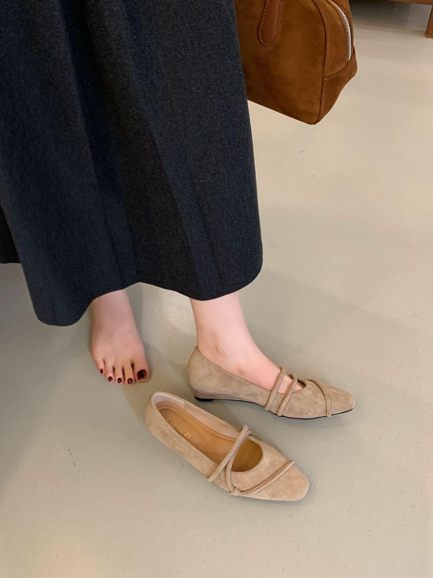 

2025 осень и зима новая мода корейская версия ретро толстый каблук короткие ботинки женские ботинки французские тонкие ботинки с 39 хаки