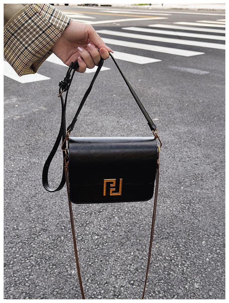 2024 Trendy Women's High-End Retro Crossbody Square Bag