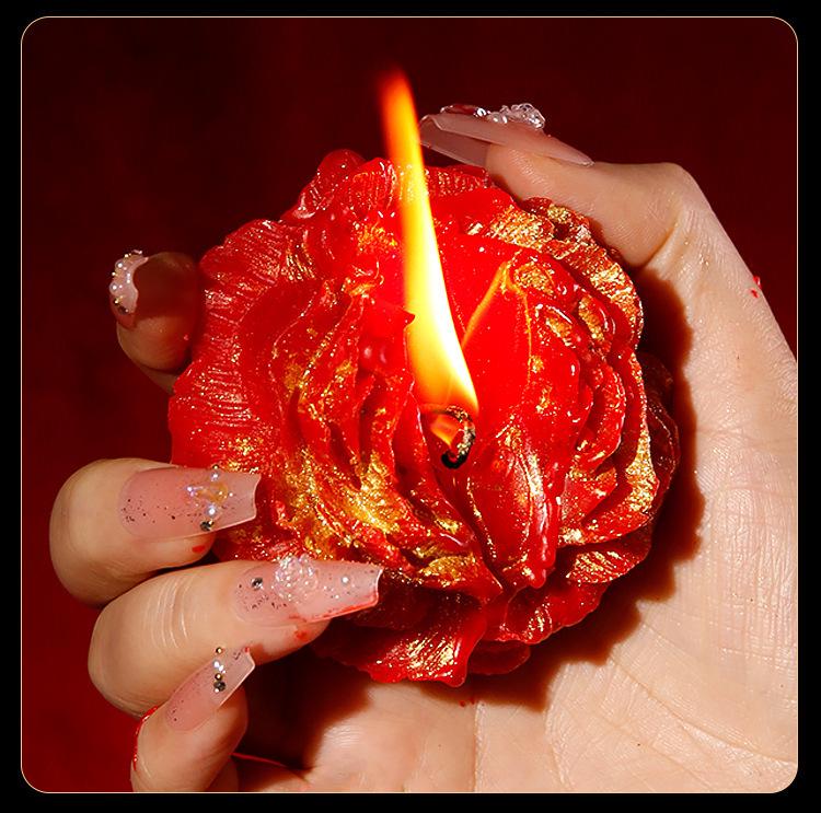 Rose-Scented Long-Lasting Romantic Candles for Low-Temperature Aromatherapy and Sensual Foreplay