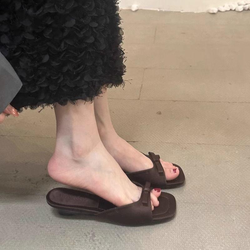 Silver wedge heel French small sandals women 2025 summer new fashion outer wear low heel niche fairy wind cool slippers